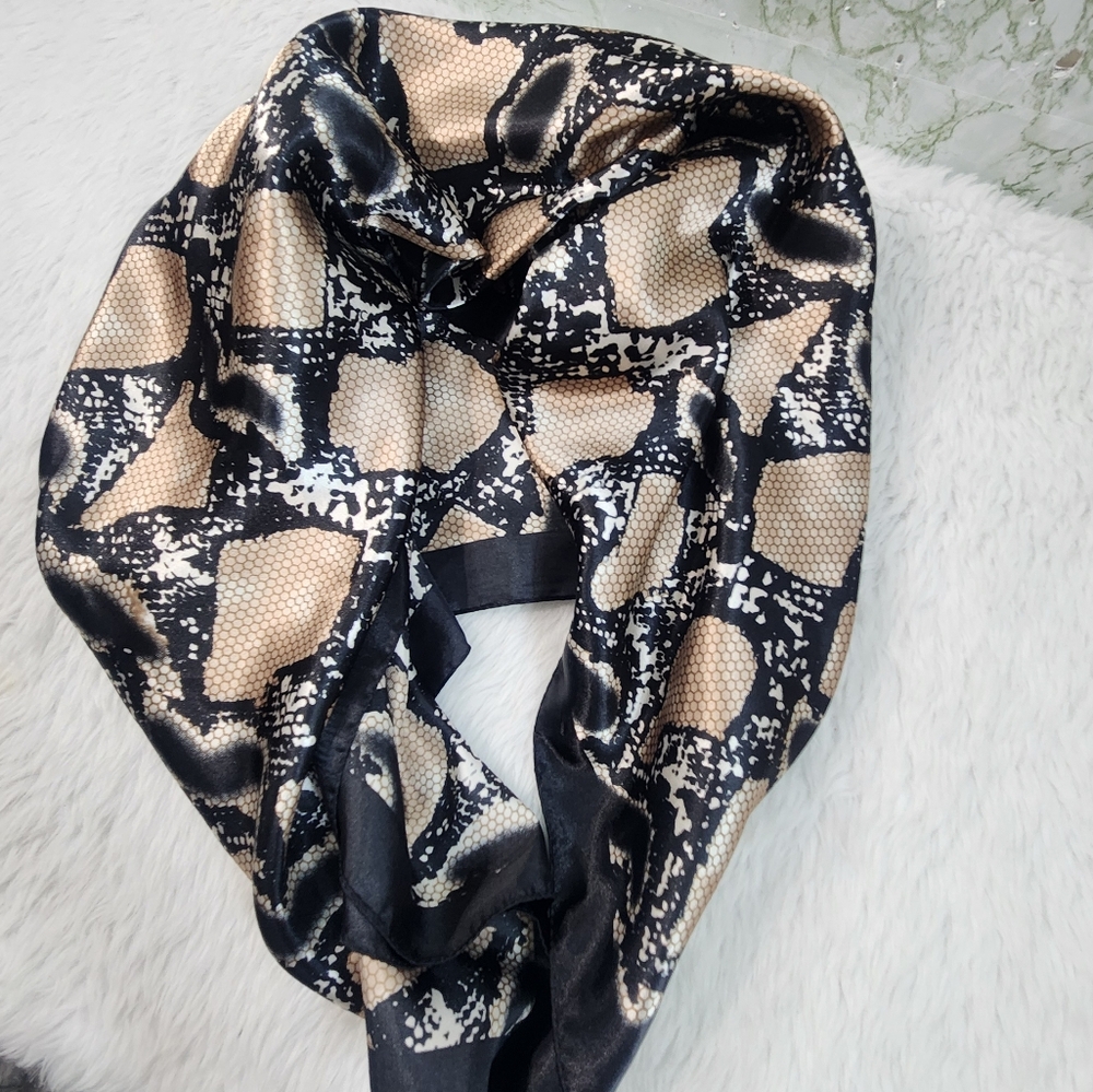 Beautiful Print Scarf